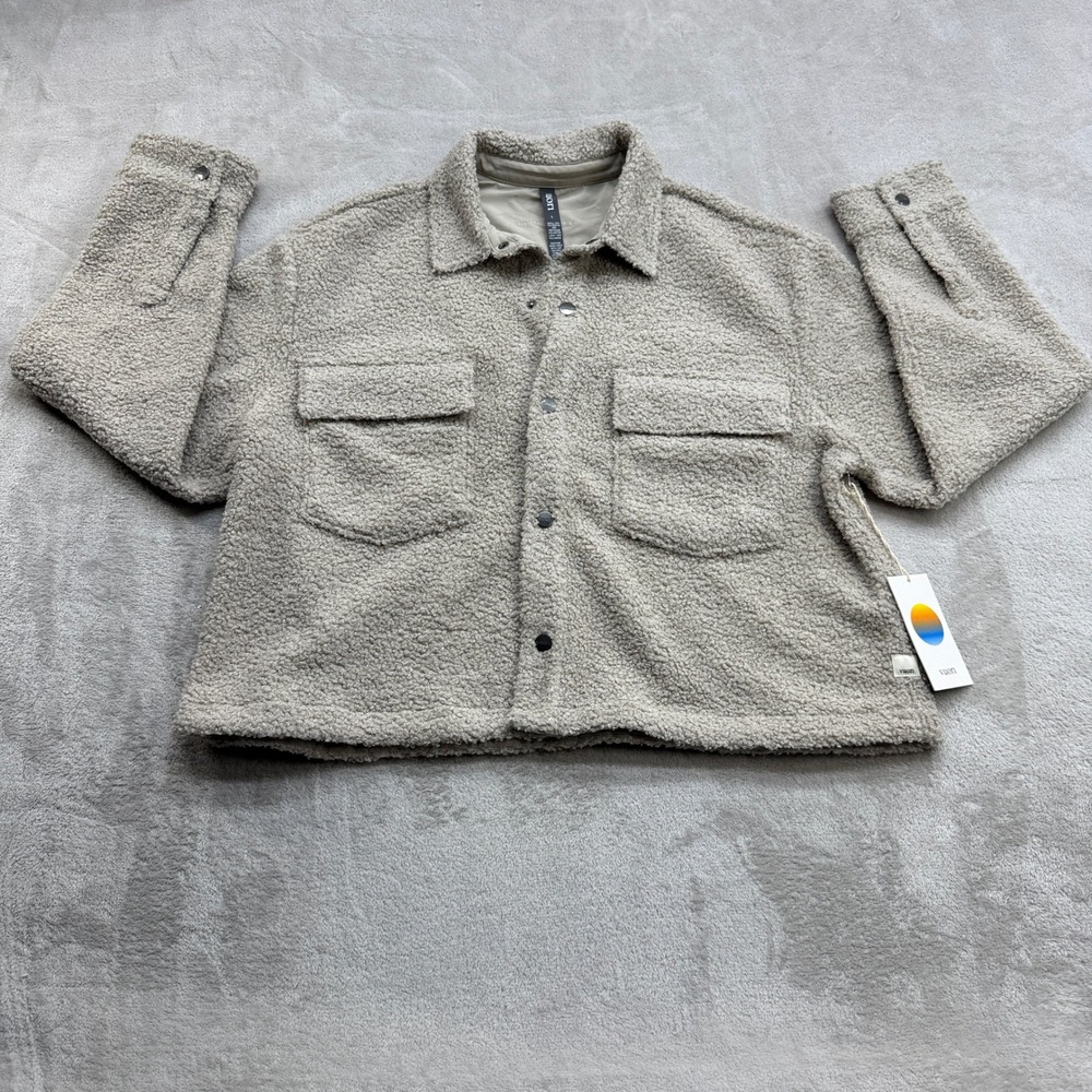 Vuori Sycamore Short Shirt Jacket Women L Dark Salt Sherpa Fleece Gorpcore Teddy